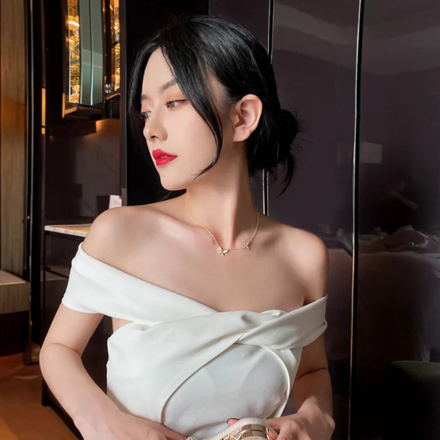 Elegant Butterfly Necklace – 316L Stainless Steel Gold Clavicle Chain for Women